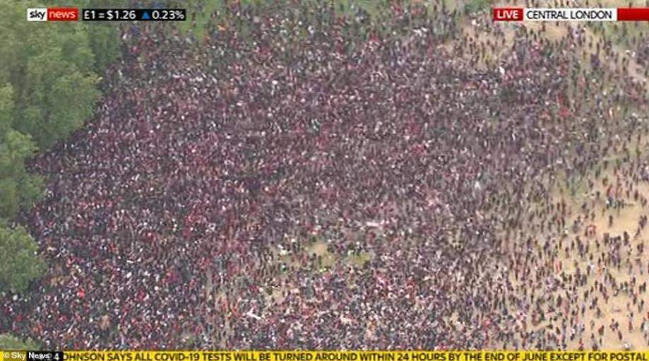Click image for larger version

Name:	29174656-8383747-At_least_15_000_Black_Lives_Matter_protesters_gather_in_London_t-a-158_1591194872044.jpg
Views:	1
Size:	103.2 КБ
ID:	3626217