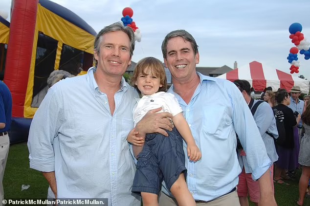 Click image for larger version

Name:	92396055-14123449-Scott_Bessent_is_pictured_alongside_his_husband_John_Freeman_and-a-3_1732549185113-ezgif.com-avif-to-jpg-converter.jpg
Views:	1
Size:	72.1 КБ
ID:	4240648